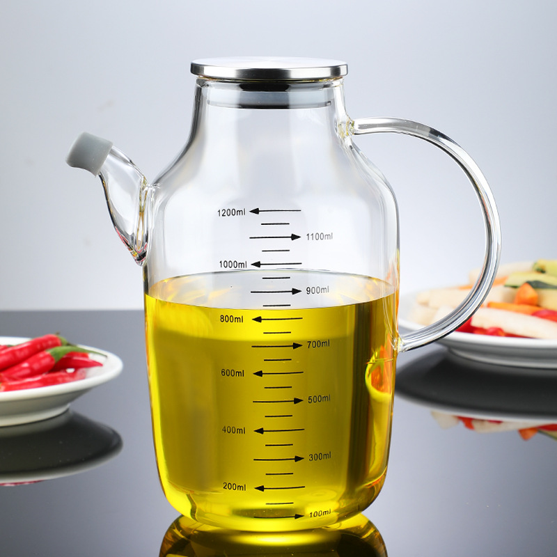 గాజు నూనె బాటిల్ శుభ్రం చేయడం సులభం?