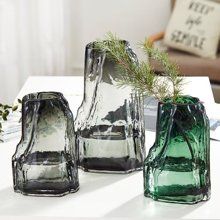 చైనీస్-శైలి కృత్రిమ రాకరీ గ్లాస్ స్టెయిన్డ్ గ్లాస్ వాసే